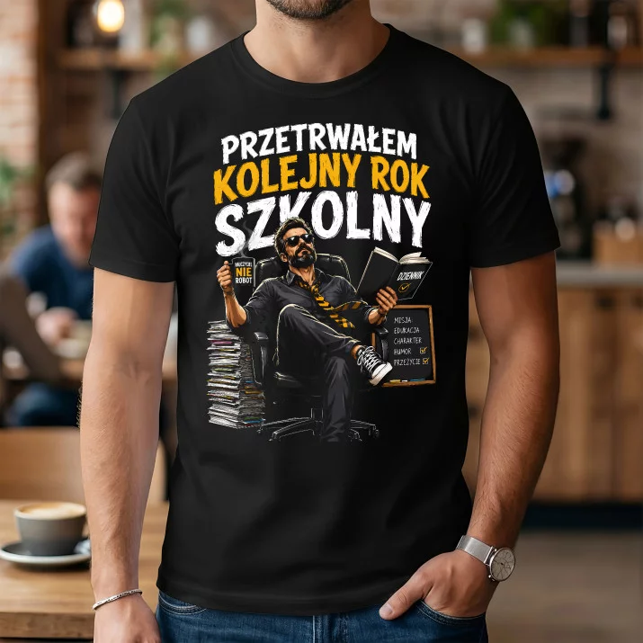 Koszulka Męska Na Zakończenie Roku Szkolnego Prezent Dla Mężczyzny: Przetrwałek Kolejny