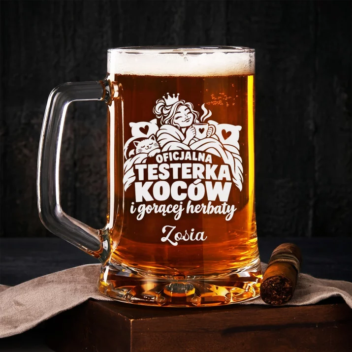 Kufel Personalizowany Na Mikołajki Prezent Dla Kobiety: Testerka Koców Kufel Personalizowany Na Mikołajki Prezent Dla Kobiety: Testerka Koców