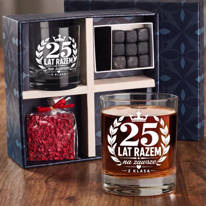 Zestaw Prezentowy Whisky Na 25 Rocznicę Ślubu Dla Mężczyzny: 25 Lat Razem Zestaw Prezentowy Whisky Na 25 Rocznicę Ślubu Dla Mężczyzny: 25 Lat Razem