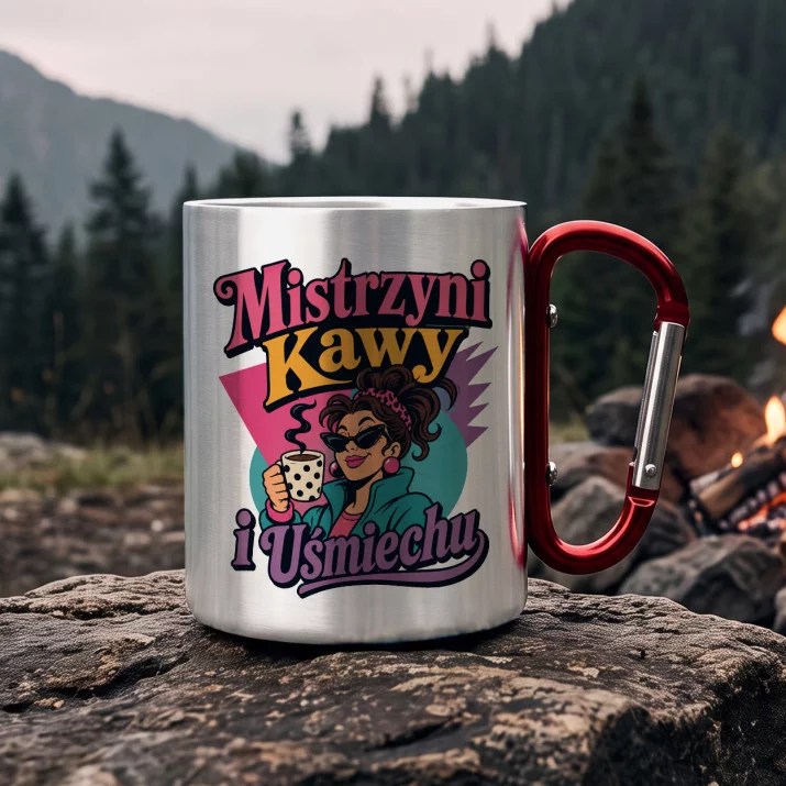 Kubek Metalowy z Karabińczykiem Na Dzień Mamy Prezent Dla Mamy Kobiety: Kawowy Retro Humor Kubek Metalowy z Karabińczykiem Na Dzień Mamy Prezent Dla Mamy Kobiety: Kawowy Retro Humor