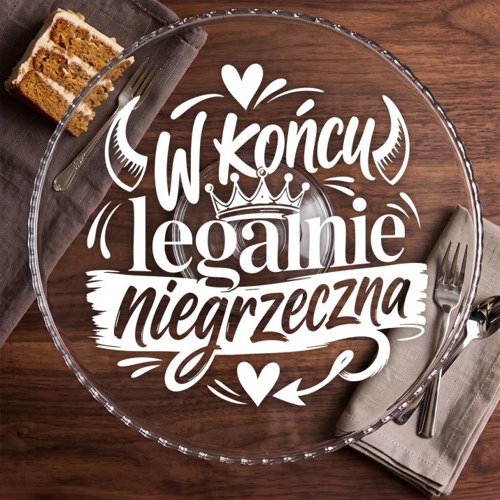 Patera Na Ciasto Na Osiemnastkę Prezent Dla Kobiety: Szykowny Bunt Patera Na Ciasto Na Osiemnastkę Prezent Dla Kobiety: Szykowny Bunt