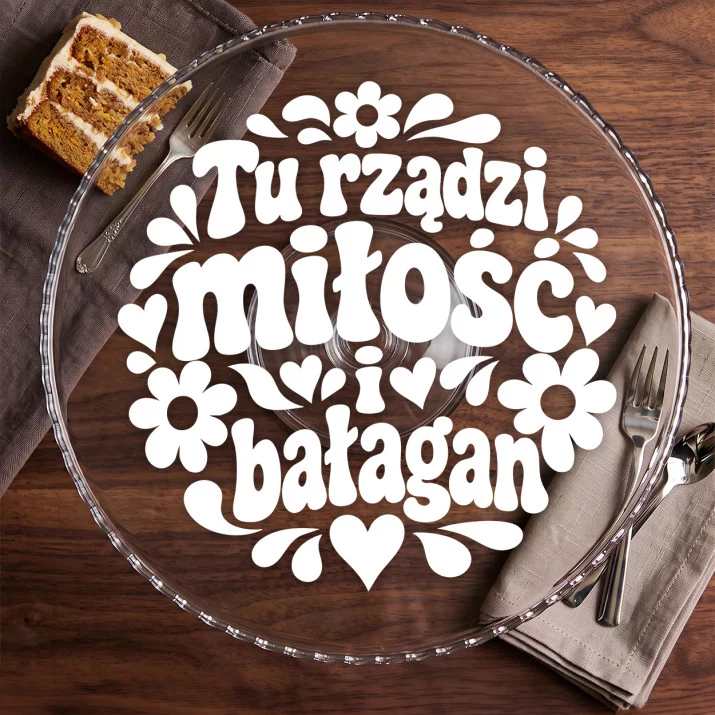 Patera Na Ciasto Na Parapetówkę Prezent Dla Pary: Retro Domowy Chaos