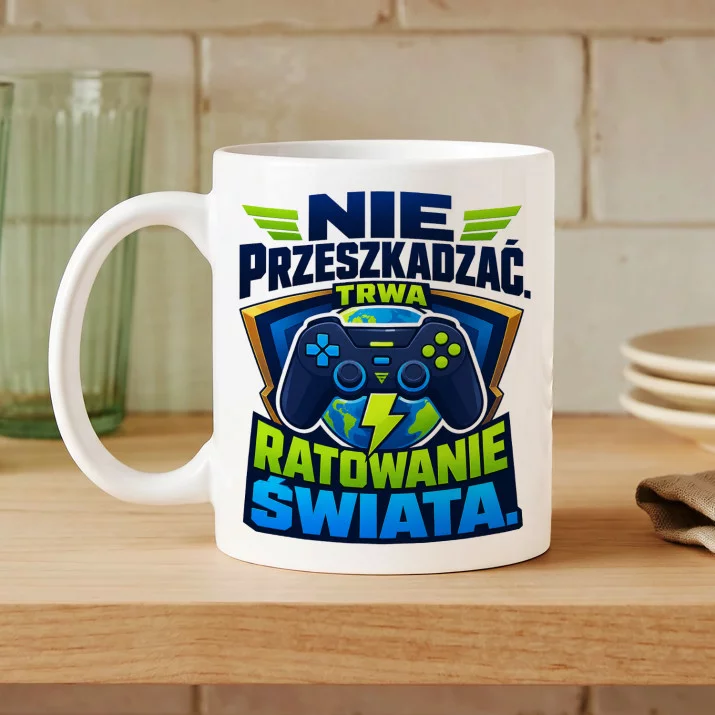 Kubek Z Nadrukiem Dla Gracza Prezent Dla Mężczyzny: Trwa Ratowanie Świata Kubek Z Nadrukiem Dla Gracza Prezent Dla Mężczyzny: Trwa Ratowanie Świata