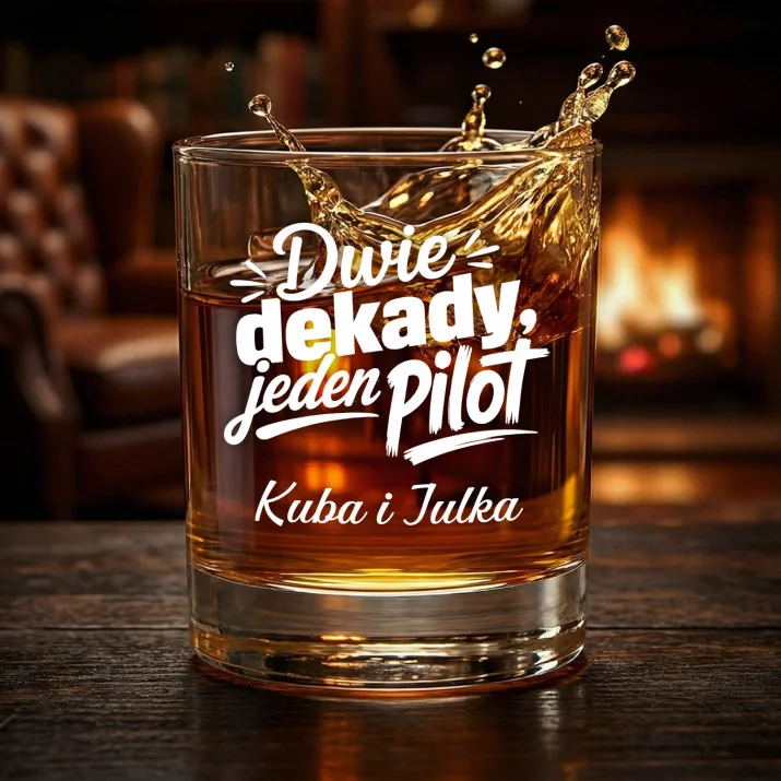 Szklanki Do Whisky z Grawerem Na 20 Rocznicę Ślubu Prezent Dla Pary: Dwie Dekady, Jeden Pilot Szklanki Do Whisky z Grawerem Na 20 Rocznicę Ślubu Prezent Dla Pary: Dwie Dekady, Jeden Pilot