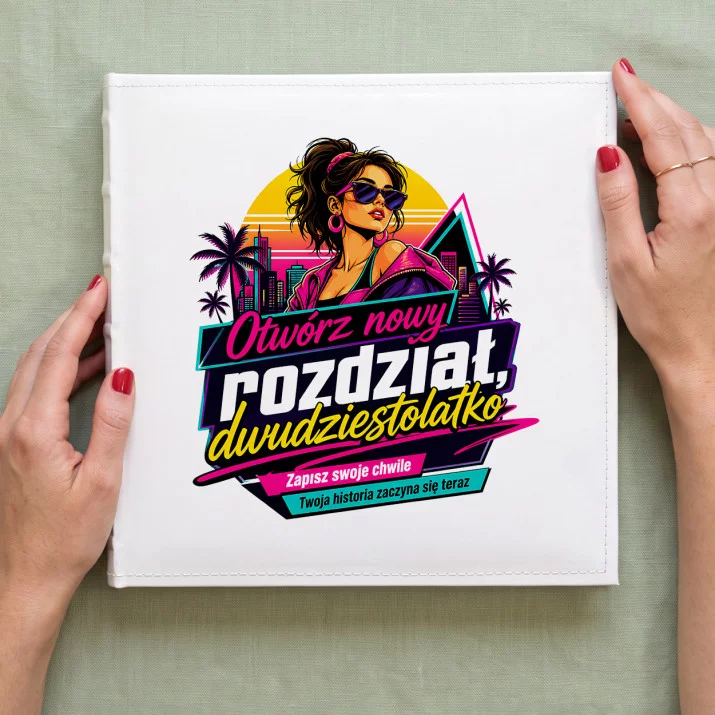 Album Na Zdjęcia Tradycyjny Dla 20 Latki Prezent Na 20 Urodziny Dla Kobiety: Rozdział W Neonach