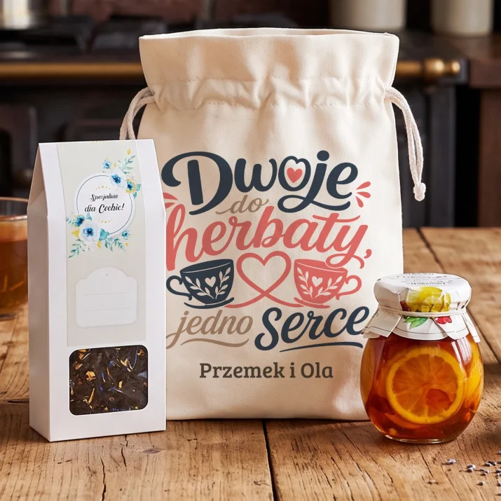 Zestaw Herbaciany Na Ślub Prezent Dla Pary Młodej Pary: Herbaczna Typografia Zestaw Herbaciany Na Ślub Prezent Dla Pary Młodej Pary: Herbaczna Typografia
