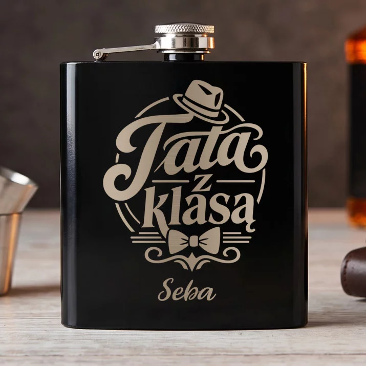 Piersiówka Z Grawerem Dla Taty Prezent Na Dzień Ojca Dla Mężczyzny: Klasyczna Elegancja Piersiówka Z Grawerem Dla Taty Prezent Na Dzień Ojca Dla Mężczyzny: Klasyczna Elegancja