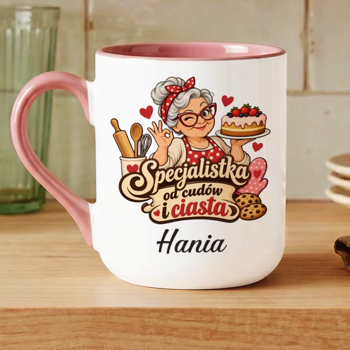 Kubek Personalizowany Dla Babci Prezent Na Dzień Babci Dla Kobiety: Specjalistka Od Cudów I