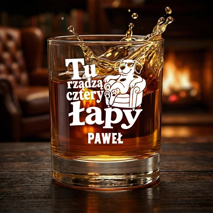 Szklanki Do Whisky z Grawerem Dla Psiarza Prezent Dla Mężczyzny: Tu Rządzą Cztery Łapy Szklanki Do Whisky z Grawerem Dla Psiarza Prezent Dla Mężczyzny: Tu Rządzą Cztery Łapy