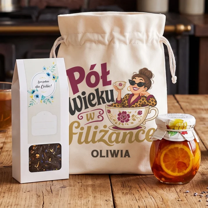 Zestaw Herbaciany Dla 50 Latki Prezent Na 50 Urodziny Dla Kobiety: Filiżanka Z Humorem Zestaw Herbaciany Dla 50 Latki Prezent Na 50 Urodziny Dla Kobiety: Filiżanka Z Humorem