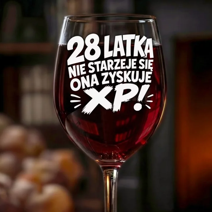 Kieliszek Do Wina Dla 28 Latki Prezent Na 25 Urodziny Dla Kobiety: 28-Latka Zyskuje Xp Kieliszek Do Wina Dla 28 Latki Prezent Na 25 Urodziny Dla Kobiety: 28-Latka Zyskuje Xp