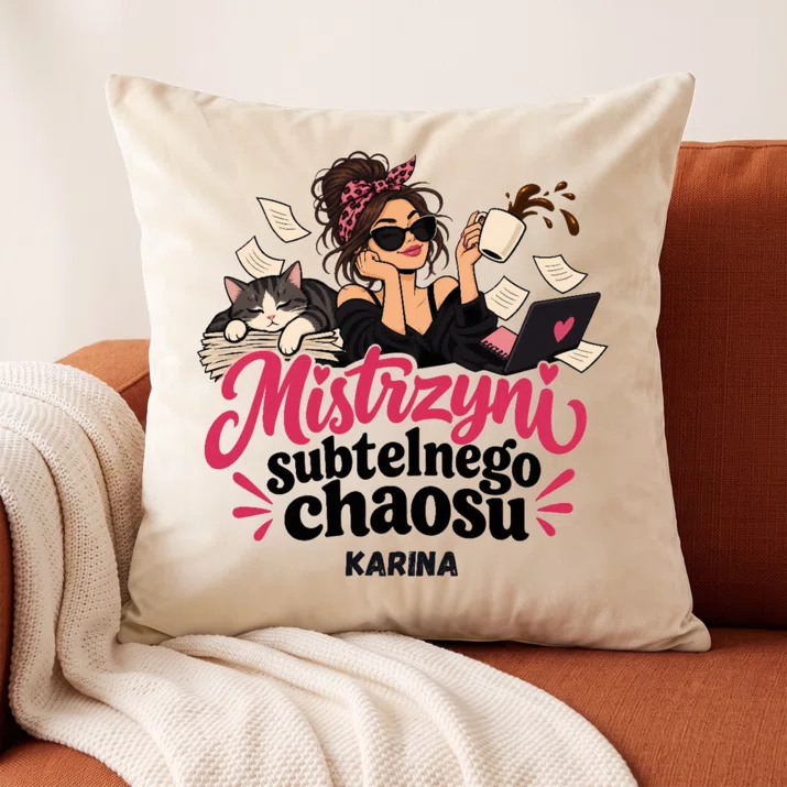 Poduszka Dekoracyjna Dla Koleżanki Prezent Dla Kobiety: Mistrzyni Subtelnego