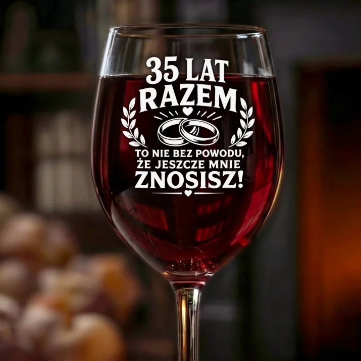 Kieliszek Do Wina Na 35 Rocznice Ślubu Prezent Na Walentynki Dla Mężczyzny: 35 Lat Razem Humor Kieliszek Do Wina Na 35 Rocznice Ślubu Prezent Na Walentynki Dla Mężczyzny: 35 Lat Razem Humor