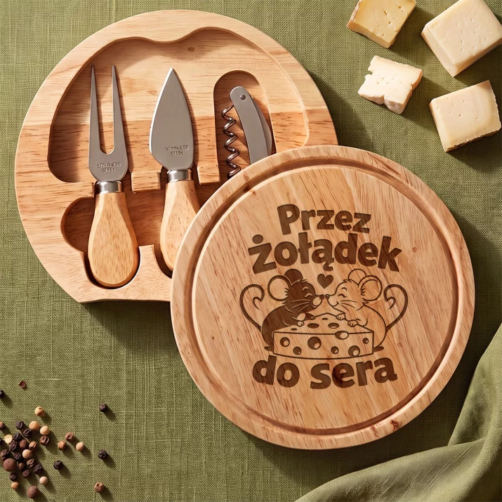 Deska Do Serów Z Grawerem Na Święta Prezent Dla Pary: Serowy Romans Deska Do Serów Z Grawerem Na Święta Prezent Dla Pary: Serowy Romans