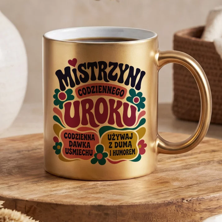 Złoty Kubek Dla Dziewczyny Prezent Na Dzień Dziewczyny Dla Kobiety: Słoneczny Retro Urok Złoty Kubek Dla Dziewczyny Prezent Na Dzień Dziewczyny Dla Kobiety: Słoneczny Retro Urok