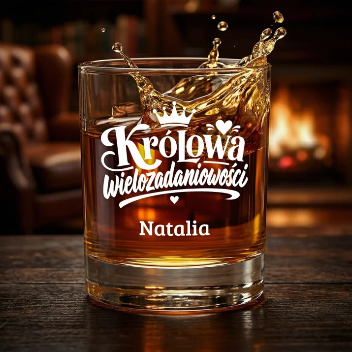 Szklanki Do Whisky z Grawerem Na Święta Prezent Dla Kobiety: Królowa Wielozadaniowości Szklanki Do Whisky z Grawerem Na Święta Prezent Dla Kobiety: Królowa Wielozadaniowości