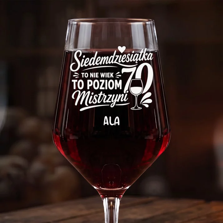 Mega Kieliszek Do Wina z Grawerem Na 70 Urodziny Kobiety Prezent Na 70 Urodziny Dla Kobiety: Siedemdziesiątka Poziom Mega Kieliszek Do Wina z Grawerem Na 70 Urodziny Kobiety Prezent Na 70 Urodziny Dla Kobiety: Siedemdziesiątka Poziom