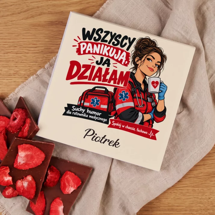Czekolada z Truskawkami Dla Ratownika Medycznego Prezent Dla Mężczyzny: Wszyscy Panikują, Ja Czekolada z Truskawkami Dla Ratownika Medycznego Prezent Dla Mężczyzny: Wszyscy Panikują, Ja