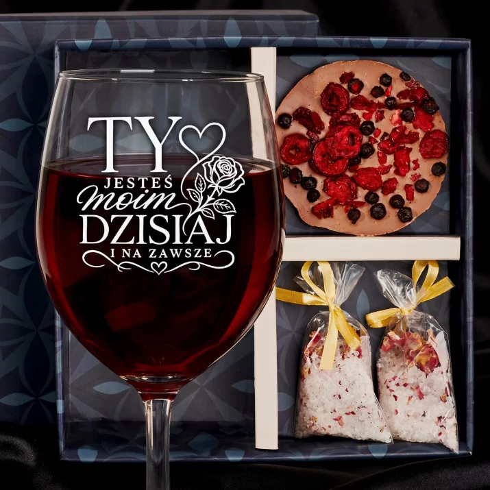 Zestaw Prezenowy Z Kieliszkiem Do Wina Dla Narzeczonej: Ty Jesteś Moim Dzisiaj Zestaw Prezenowy Z Kieliszkiem Do Wina Dla Narzeczonej: Ty Jesteś Moim Dzisiaj