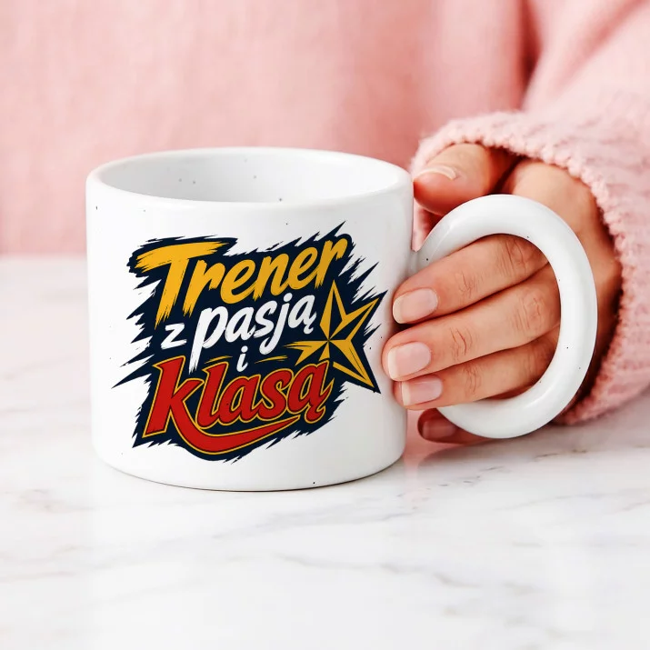 Kubek Z Okrągłym Uchem Dla Trenera Prezent Dla Mężczyzny: Trenerska Elegancja Kubek Z Okrągłym Uchem Dla Trenera Prezent Dla Mężczyzny: Trenerska Elegancja