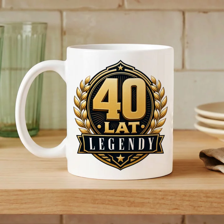 Kubek Z Nadrukiem Dla 40 Latka Prezent Na 40 Urodziny Dla Mężczyzny: Legenda Po Czterdziestce Kubek Z Nadrukiem Dla 40 Latka Prezent Na 40 Urodziny Dla Mężczyzny: Legenda Po Czterdziestce