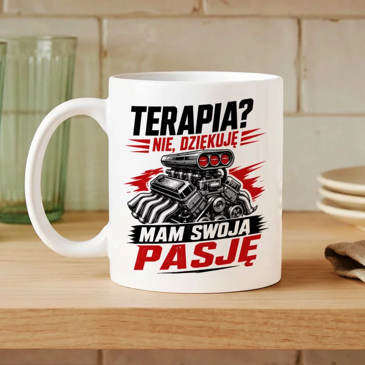Kubek Z Nadrukiem Dla Fana Motoryzacji Prezent Dla Mężczyzny: Pasja Zamiast Terapii Kubek Z Nadrukiem Dla Fana Motoryzacji Prezent Dla Mężczyzny: Pasja Zamiast Terapii
