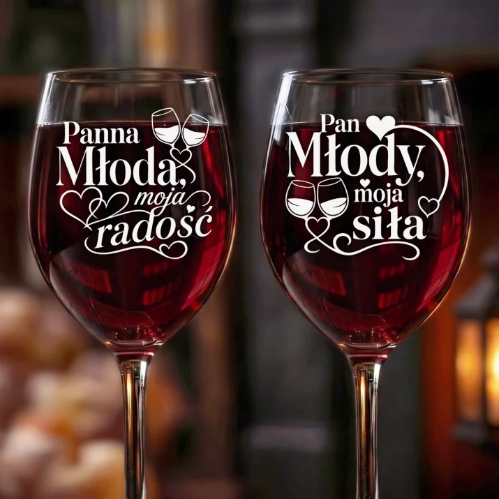Dwa Kieliszki Do Wina Dla Młodych Prezent Na Ślub Dla Pary: Młodzi Razem Dwa Kieliszki Do Wina Dla Młodych Prezent Na Ślub Dla Pary: Młodzi Razem