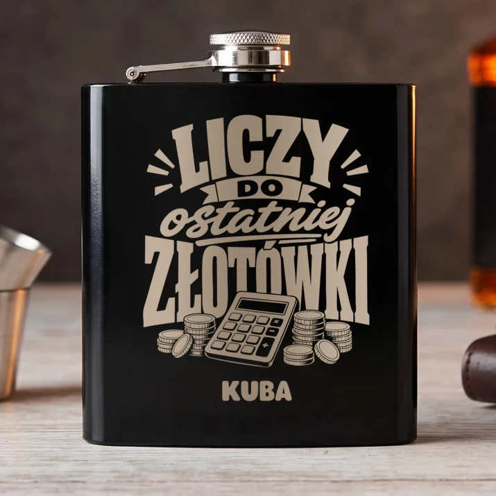 Piersiówka z Grawerem Dla Księgowego Prezent Dla Mężczyzny: Liczy Do Ostatniej Piersiówka z Grawerem Dla Księgowego Prezent Dla Mężczyzny: Liczy Do Ostatniej