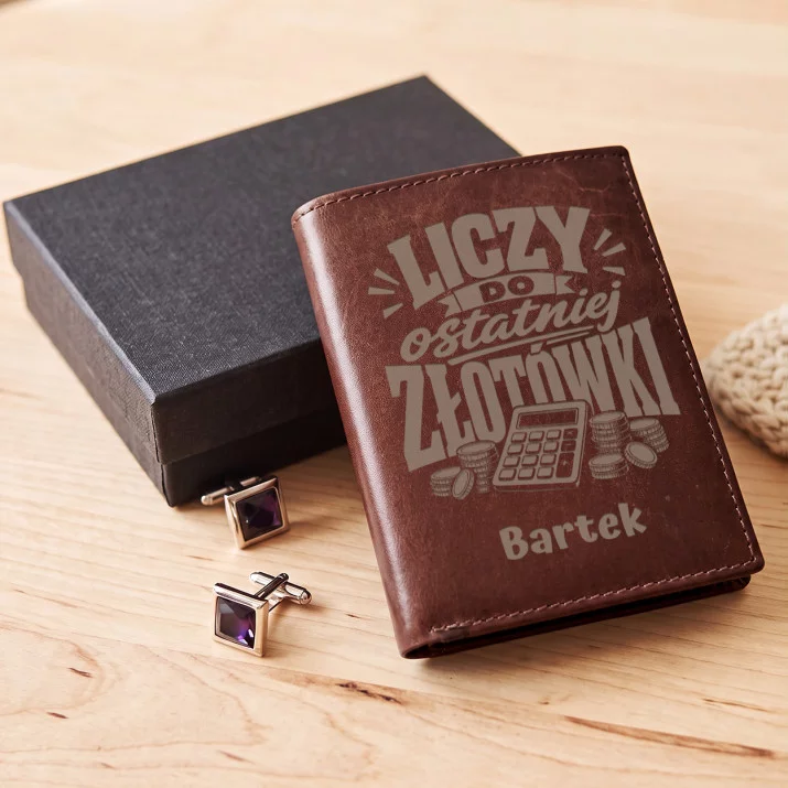 Portfel Męski Skórzany Dla Księgowego Prezent Personalizowany: Liczy Do Ostatniej Portfel Męski Skórzany Dla Księgowego Prezent Personalizowany: Liczy Do Ostatniej