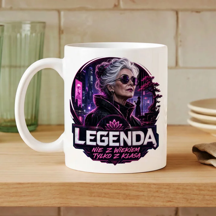 Kubek Z Nadrukiem Dla Starszej Pani Prezent Dla Kobiety: Neonowa Legenda Z Klasą Kubek Z Nadrukiem Dla Starszej Pani Prezent Dla Kobiety: Neonowa Legenda Z Klasą
