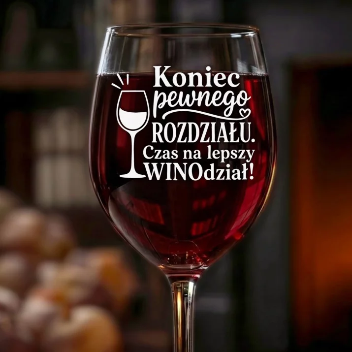 Kieliszek Do Wina Na Odejście Z Pracy Prezent Dla Kobiety: Lepszy Winodział Grawer Kieliszek Do Wina Na Odejście Z Pracy Prezent Dla Kobiety: Lepszy Winodział Grawer