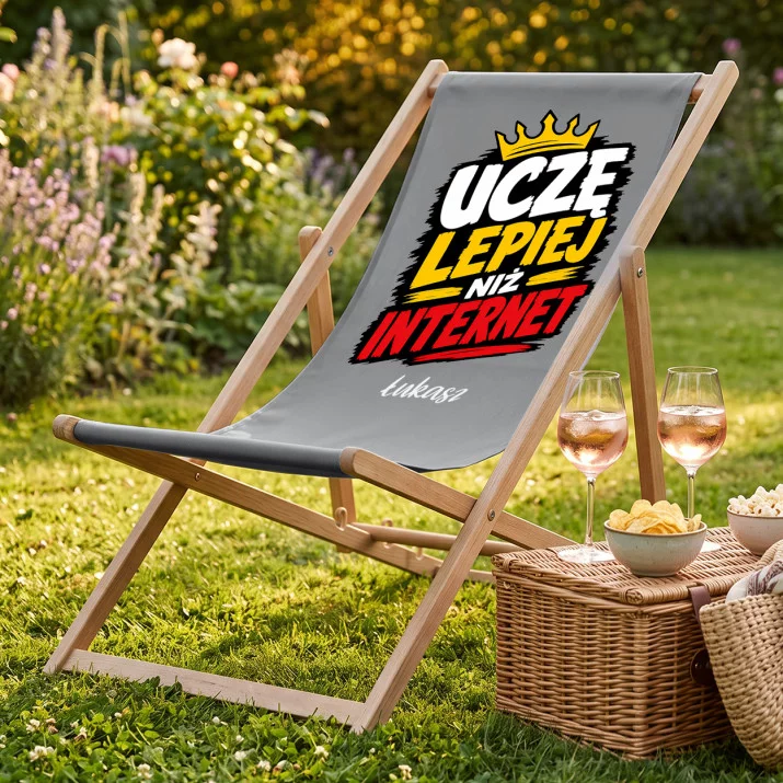 Leżak Z Nadrukiem Dla Nauczyciela Prezent Na Dzień Nauczyciela Dla Mężczyzny: Uczę Lepiej Niż Internet Leżak Z Nadrukiem Dla Nauczyciela Prezent Na Dzień Nauczyciela Dla Mężczyzny: Uczę Lepiej Niż Internet