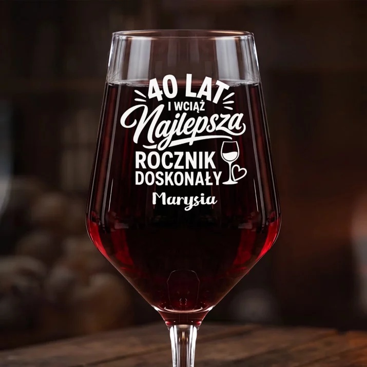 Mega Kieliszek Do Wina z Grawerem Dla 40 Latki Prezent Na 40 Urodziny Dla Kobiety: 40 Lat Najlepsza Mega Kieliszek Do Wina z Grawerem Dla 40 Latki Prezent Na 40 Urodziny Dla Kobiety: 40 Lat Najlepsza