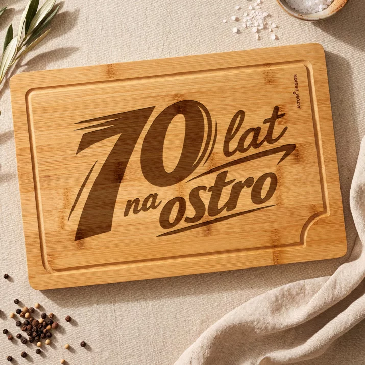 Deska Do Krojenia Dla 70 Latka Prezent Na 70 Urodziny Dla Mężczyzny: Siedem Dekad Smaku Deska Do Krojenia Dla 70 Latka Prezent Na 70 Urodziny Dla Mężczyzny: Siedem Dekad Smaku