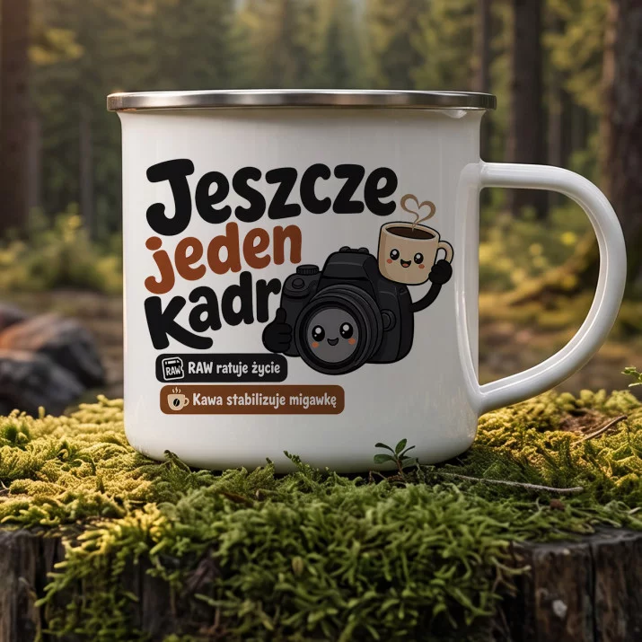 Kubek Emaliowany Dla Fotografa Prezent Dla Mężczyzny: Łowca Kadrów Kubek Emaliowany Dla Fotografa Prezent Dla Mężczyzny: Łowca Kadrów
