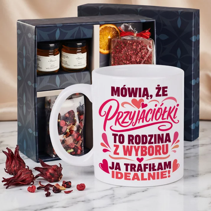Zestaw Prezenowy Z Kubkiem Dla Najlepszej Przyjaciółki: Rodzina Z Wyboru Zestaw Prezenowy Z Kubkiem Dla Najlepszej Przyjaciółki: Rodzina Z Wyboru