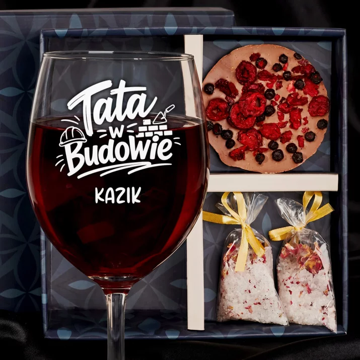 Zestaw Prezenowy z Kieliszkiem do Wina Dla Przyszłego Taty Na Dzień Ojca Dla Mężczyzny: Tata W Budowie Zestaw Prezenowy z Kieliszkiem do Wina Dla Przyszłego Taty Na Dzień Ojca Dla Mężczyzny: Tata W Budowie