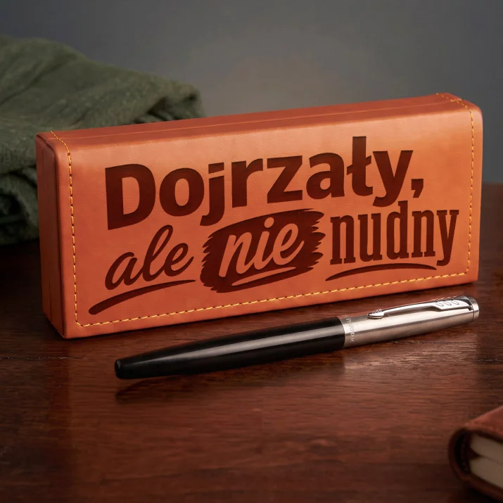 Pióro Wieczne Parker W Etui Na 45 Urodziny Prezent Dla 45 Latka Mężczyzny: Dojrzały Z Humorem Pióro Wieczne Parker W Etui Na 45 Urodziny Prezent Dla 45 Latka Mężczyzny: Dojrzały Z Humorem