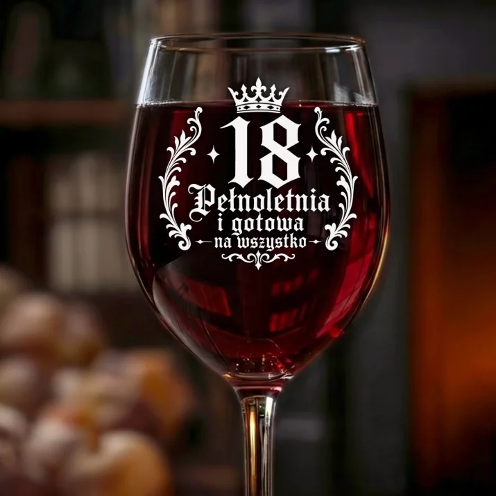 Kieliszek Do Wina Na 18 Prezent Dla Kobiety: 18 Pełnoletnia Korona Kieliszek Do Wina Na 18 Prezent Dla Kobiety: 18 Pełnoletnia Korona