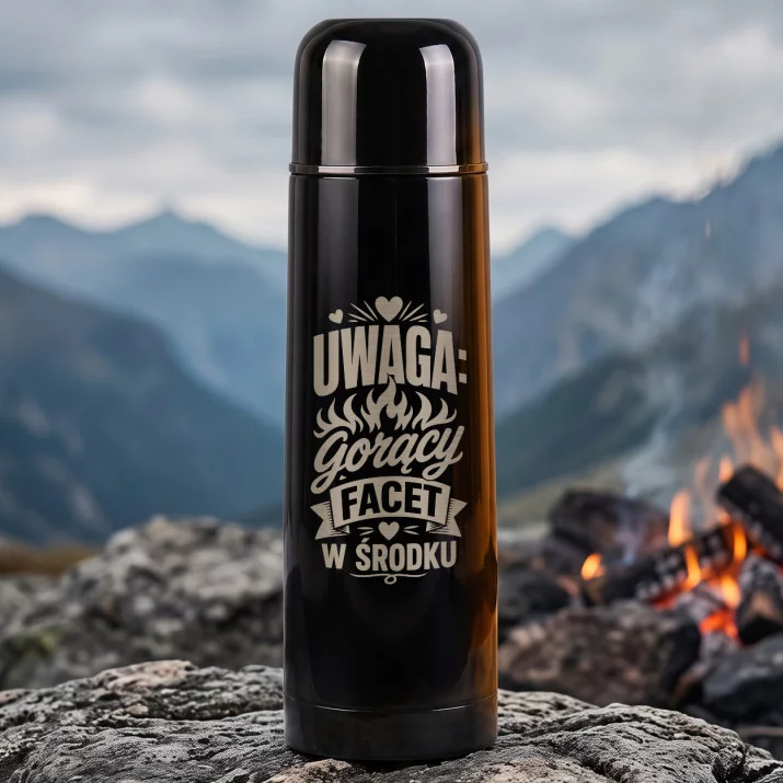Termos 500ml Na Walentynki Prezent Na Rocznicę Dla Mężczyzny: Uwaga, Gorący Facet W Środku Termos 500ml Na Walentynki Prezent Na Rocznicę Dla Mężczyzny: Uwaga, Gorący Facet W Środku