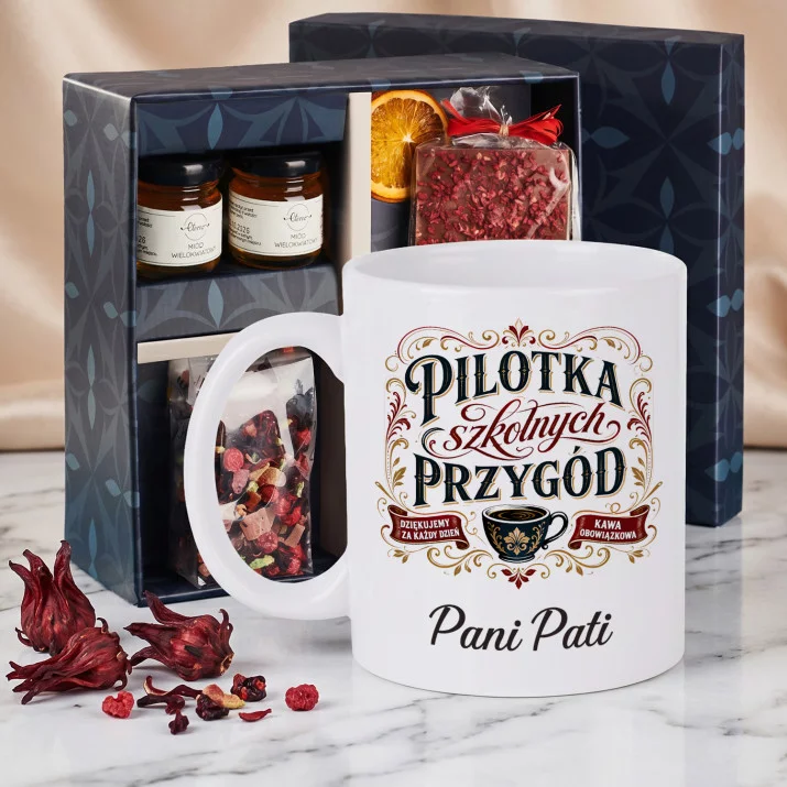 Zestaw Prezenowy z Kubkiem Dla Wychowawczyni Dla Kobiety: Pilotka Szkolnych Przygód Zestaw Prezenowy z Kubkiem Dla Wychowawczyni Dla Kobiety: Pilotka Szkolnych Przygód