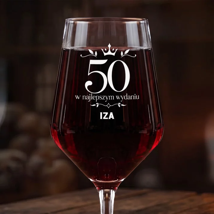 Mega Kieliszek Do Wina z Grawerem Na 50 Prezent Na 50 Urodziny Dla Kobiety: Po 50 Elegancja Mega Kieliszek Do Wina z Grawerem Na 50 Prezent Na 50 Urodziny Dla Kobiety: Po 50 Elegancja