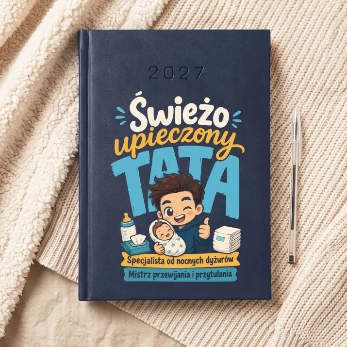 Kalendarz Książkowy A5 2027 Na Narodziny Dziecka Prezent Dla Mężczyzny: Chibi Tata Z Humorem Kalendarz Książkowy A5 2027 Na Narodziny Dziecka Prezent Dla Mężczyzny: Chibi Tata Z Humorem