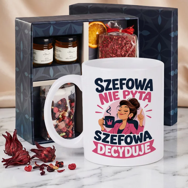 Zestaw Prezenowy Z Kubkiem Dla Szefowej: Szefowa Decyduje Zestaw Prezenowy Z Kubkiem Dla Szefowej: Szefowa Decyduje