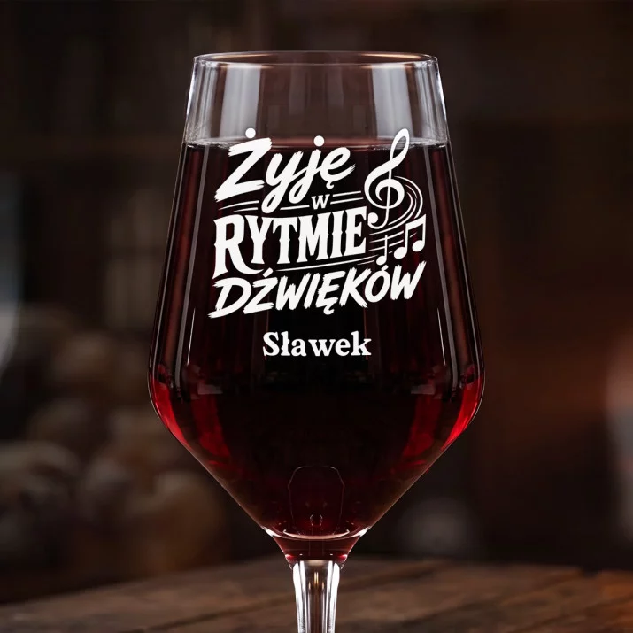 Mega Kieliszek Do Wina z Grawerem Dla Muzyka Prezent Dla Mężczyzny: Żyję W Rytmie Dźwięków