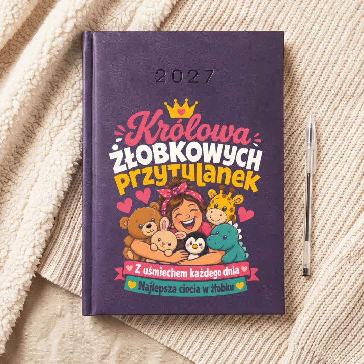 Kalendarz Książkowy A5 2027 Dla Cioci Ze Żłobka Prezent Dla Kobiety: Królowa Przytulanek Kalendarz Książkowy A5 2027 Dla Cioci Ze Żłobka Prezent Dla Kobiety: Królowa Przytulanek