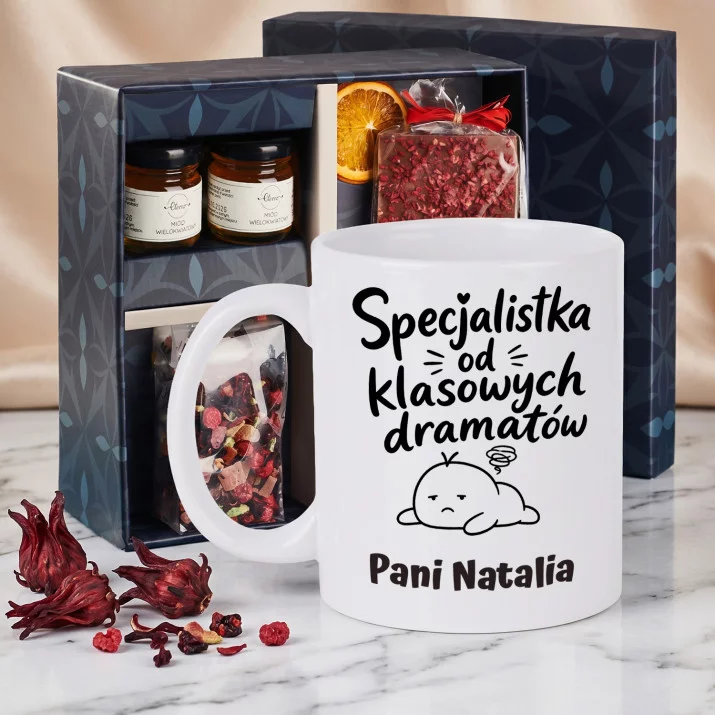 Zestaw Prezenowy z Kubkiem Dla Wychowawczyni Dla Kobiety: Specjalistka Od Klasowych Zestaw Prezenowy z Kubkiem Dla Wychowawczyni Dla Kobiety: Specjalistka Od Klasowych