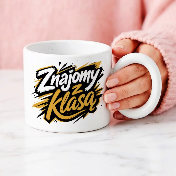 Kubek Z Okrągłym Uchem Dla Znajomego Prezent Dla Mężczyzny: Subtelna Elegancja Kubek Z Okrągłym Uchem Dla Znajomego Prezent Dla Mężczyzny: Subtelna Elegancja