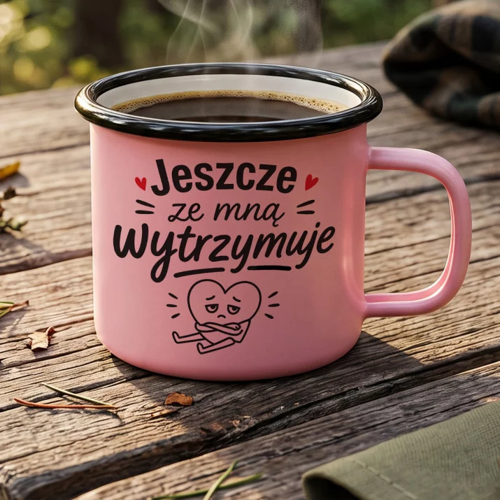 Kubek Emaliowany Na 50 Rocznicę Ślubu Prezent Dla Kobiety: Herb Złotej Małżonki Kubek Emaliowany Na 50 Rocznicę Ślubu Prezent Dla Kobiety: Herb Złotej Małżonki