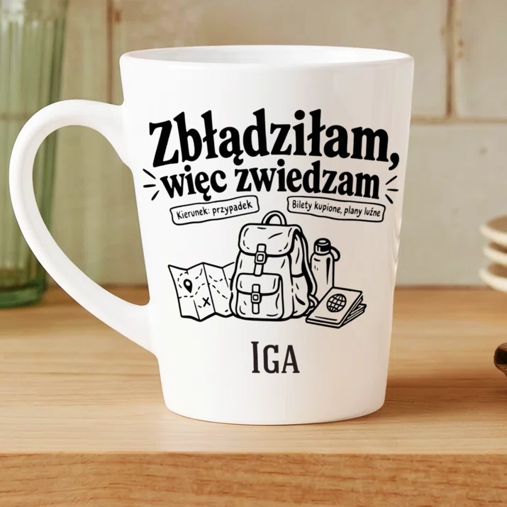 Kubek Personalizowany Dla Podróżniczki Prezent Dla Kobiety: Zbłądziłam, Więc Zwiedzam